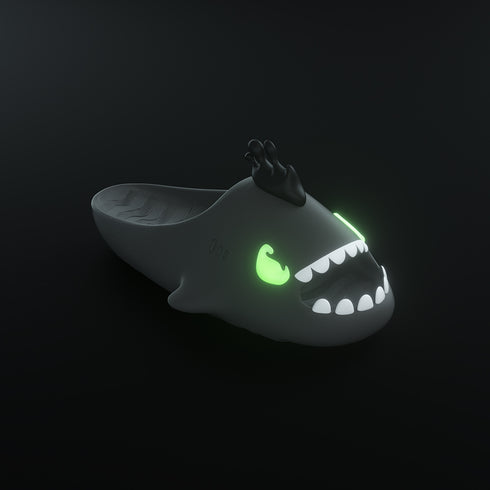 Le Pinne e gli Occhi del Completo Nero per Sharkicks Pro