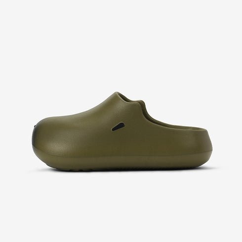 Capybara Clogs