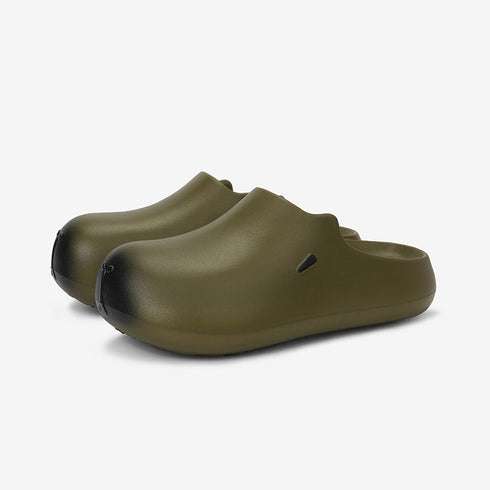 Capybara Clogs