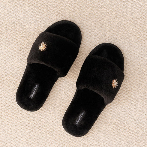 Plush Daisy-Embellished Home Slippers