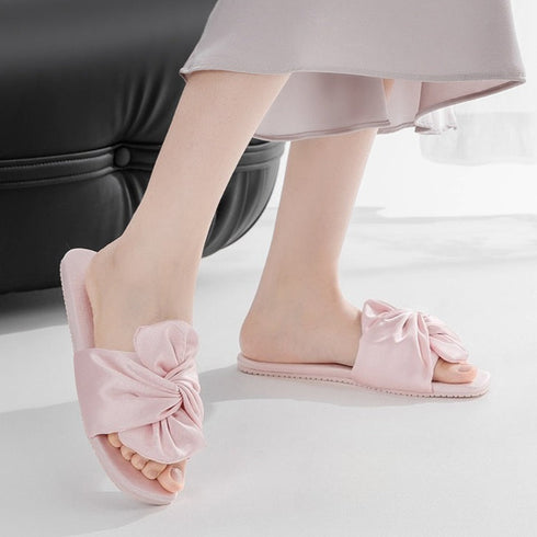 Silky Twist Knot Elegant Slides