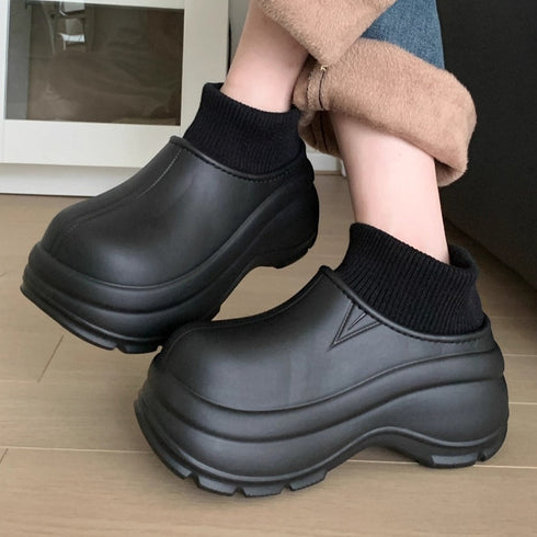 Chunky Knit-Cuff Winter Boots