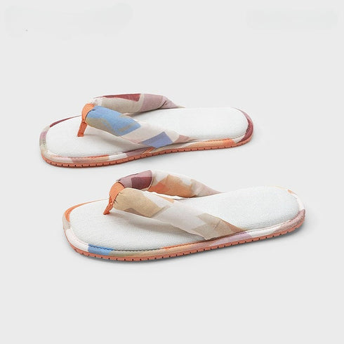 Puffy Geometric Strap Beach Flip Flops