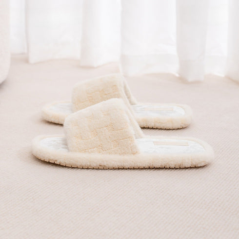 Woven Texture Fuzzy House Slippers