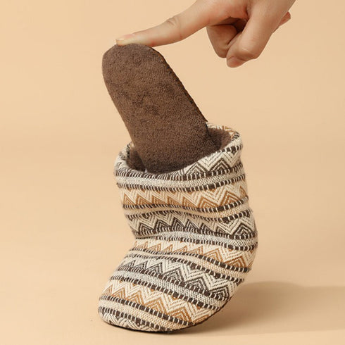 Zigzag Knit Indoor Slippers