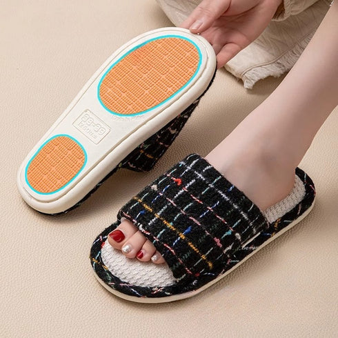 Breezy Woven Texture Indoor Slides