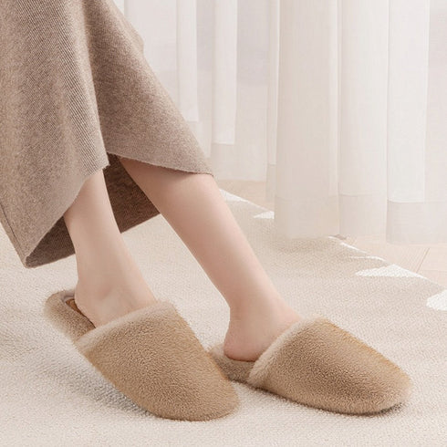 Snuggly Soft Plush Bedroom Slippers