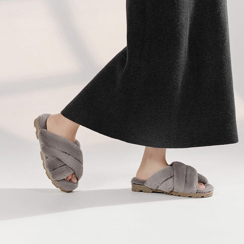 Crisscross Plush Cloud Slippers