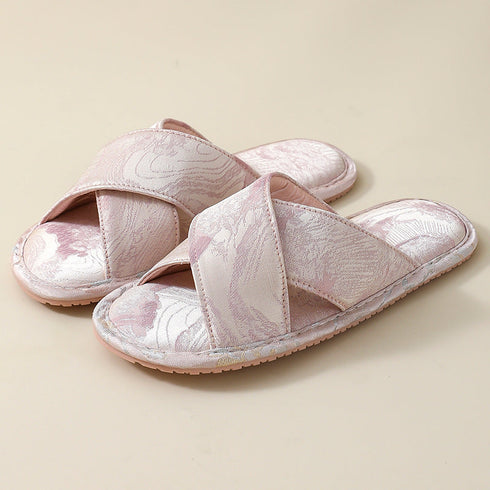 Jacquard Crossband Comfort Slides