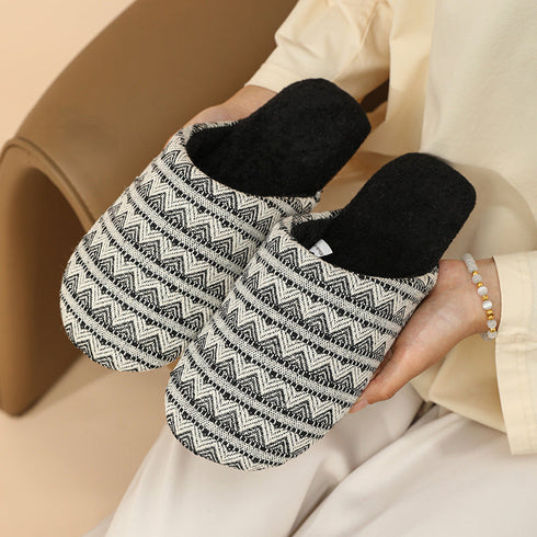 Zigzag Knit Indoor Slippers