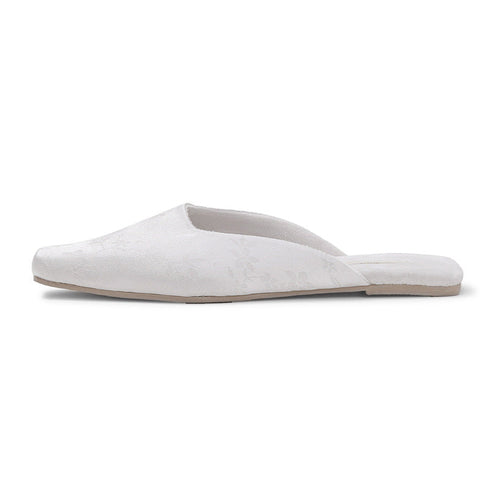 Pointed Bloom Embroidered House Mules