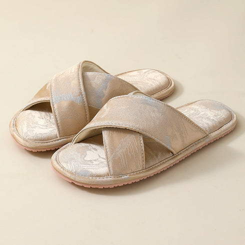Jacquard Crossband Comfort Slides