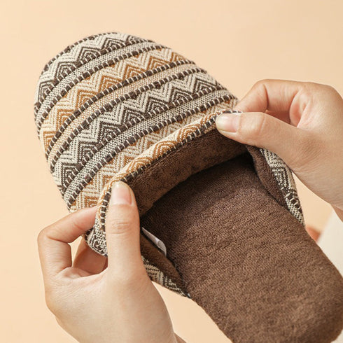 Zigzag Knit Indoor Slippers