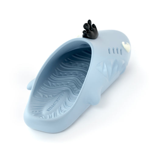 Sharkicks Pro Mule - El Traje Negro