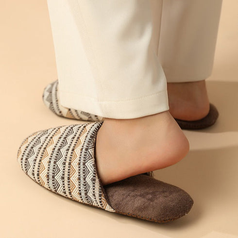 Zigzag Knit Indoor Slippers