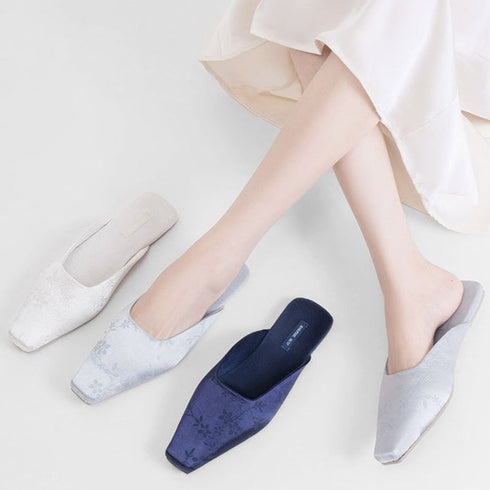 Pointed Bloom Embroidered House Mules