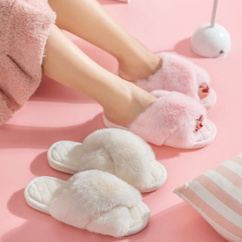 Fluffy Crisscross Quilted Slippers