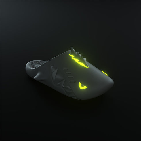 Sharkicks Pro Mule - Fierce Lightning Dragon