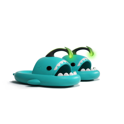 Sharkicks Basic - Claquettes Requins Poisson Pêcheur