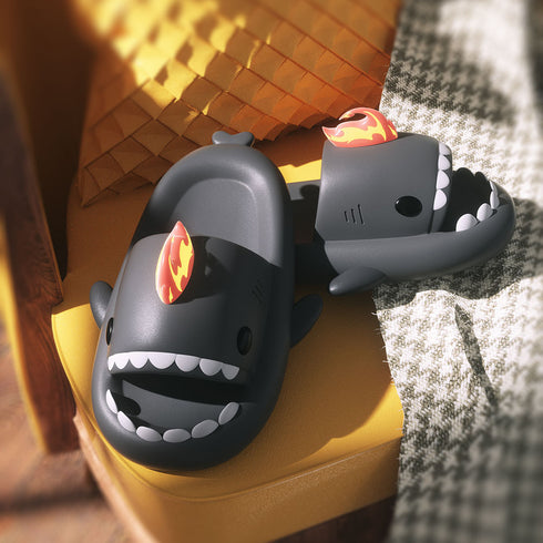 Sharkicks Basic - Ciabatte Squalo Kaiju di Fuoco