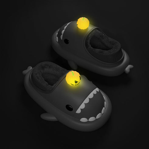 Sharkicks Basic - Winter Pumpkin Heel-covered Shark Slippers
