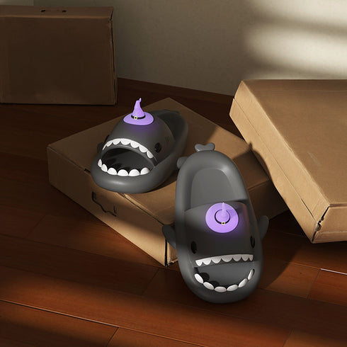 Sharkicks Basic - Witch Hat Shark Slides