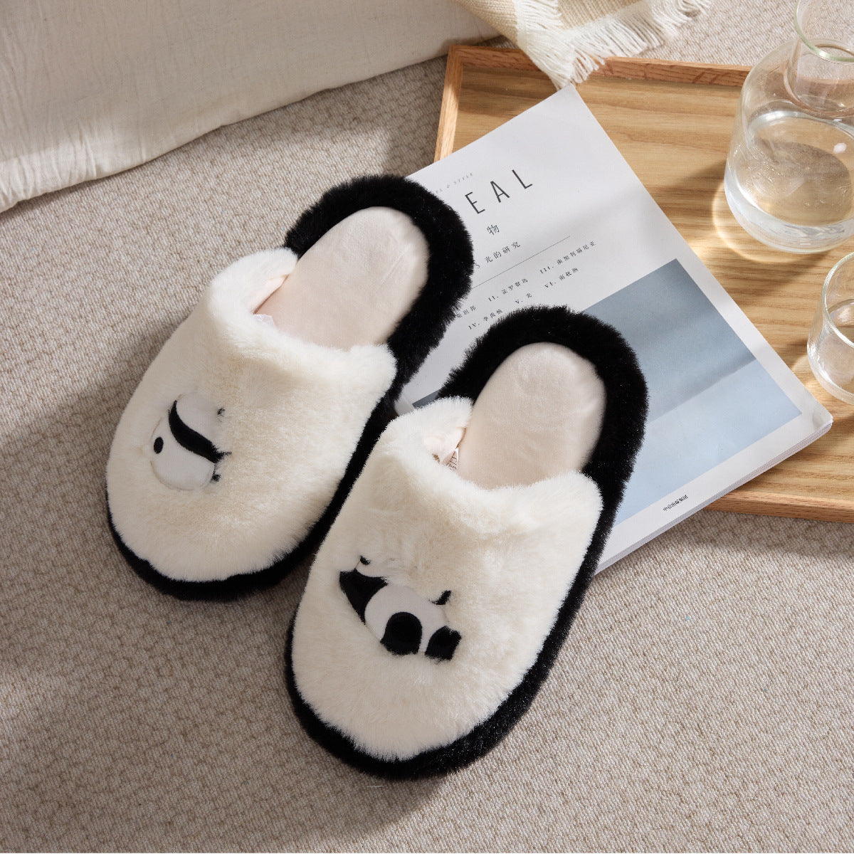 Cozy Panda Plush Slippers - Warm Winter Indoor Slides – Hello Slippers